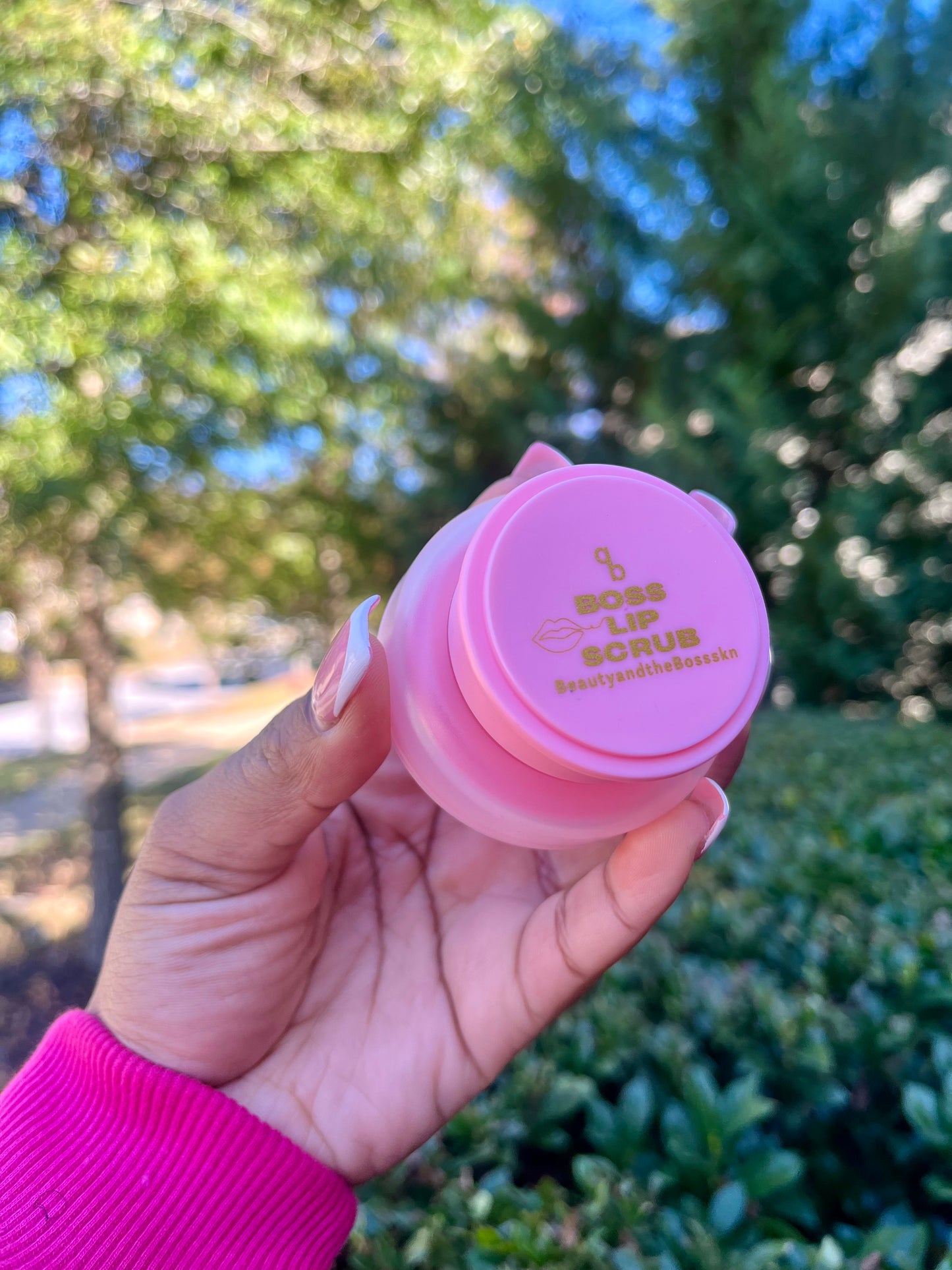 Boss Strawberry Lip Scrub